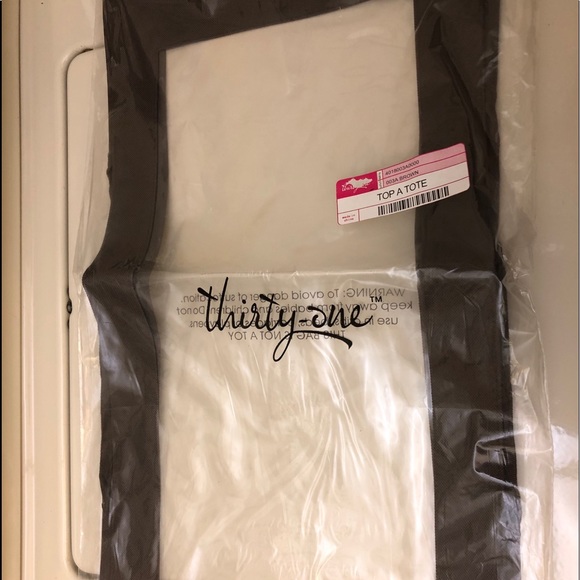 thirty-one Handbags - Thirty One Large Top A Tote Lid BROWN New In Plast